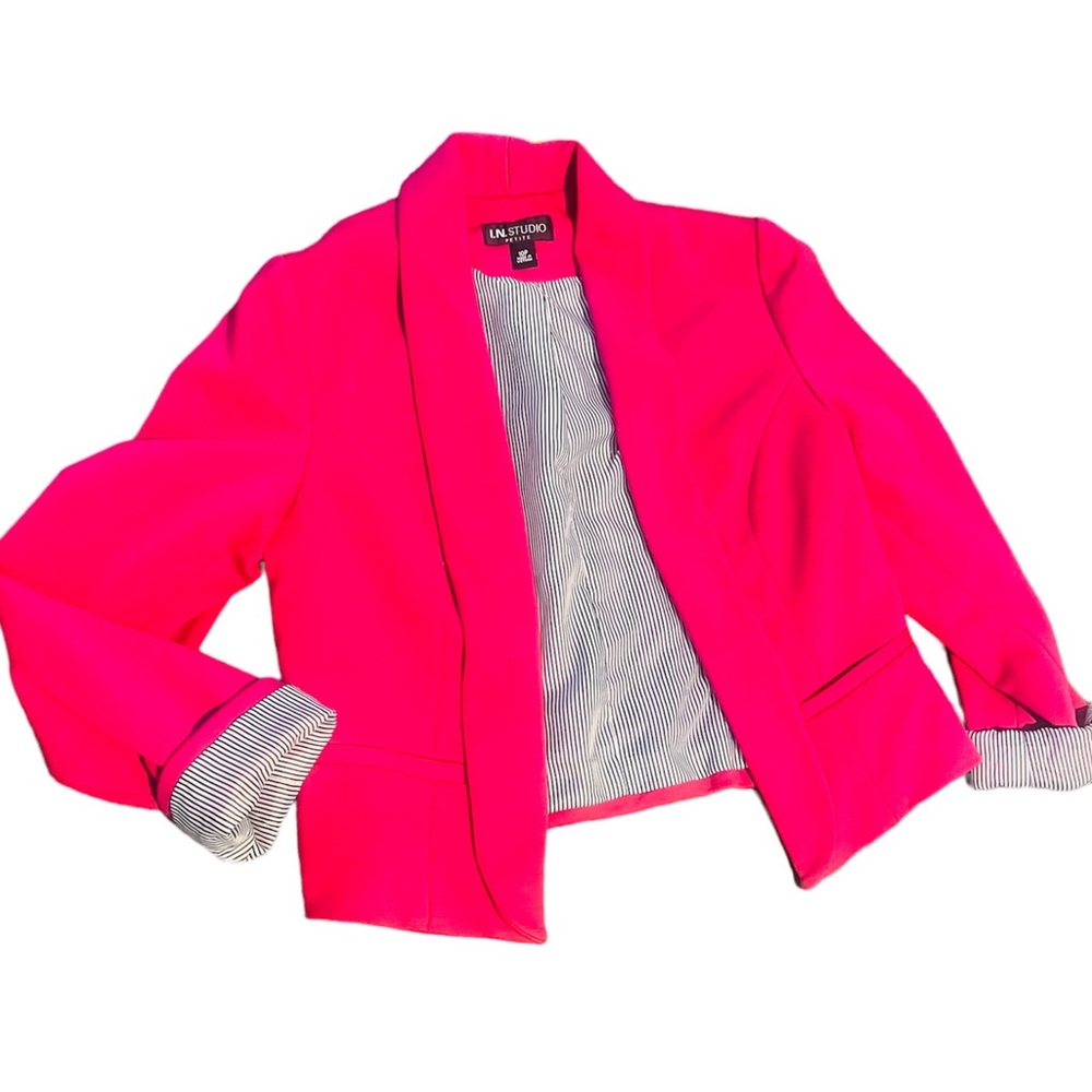 Almost new I.N. studio blazer.